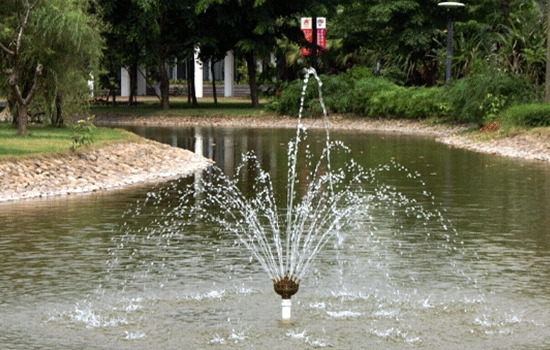 太阳能让景观水动起来--转载4月14日深圳商报